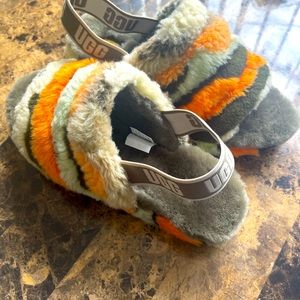 CAMO UGG FUR SLIDES